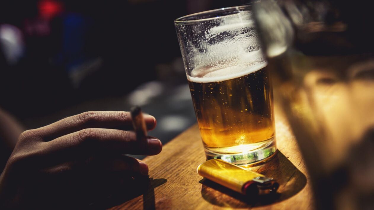 Fumer et alcool comme causes de l'hypertension artérielle